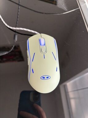 Brand New MageGee Gaming Mouse with LED Accents for PC Mac Macbook etc